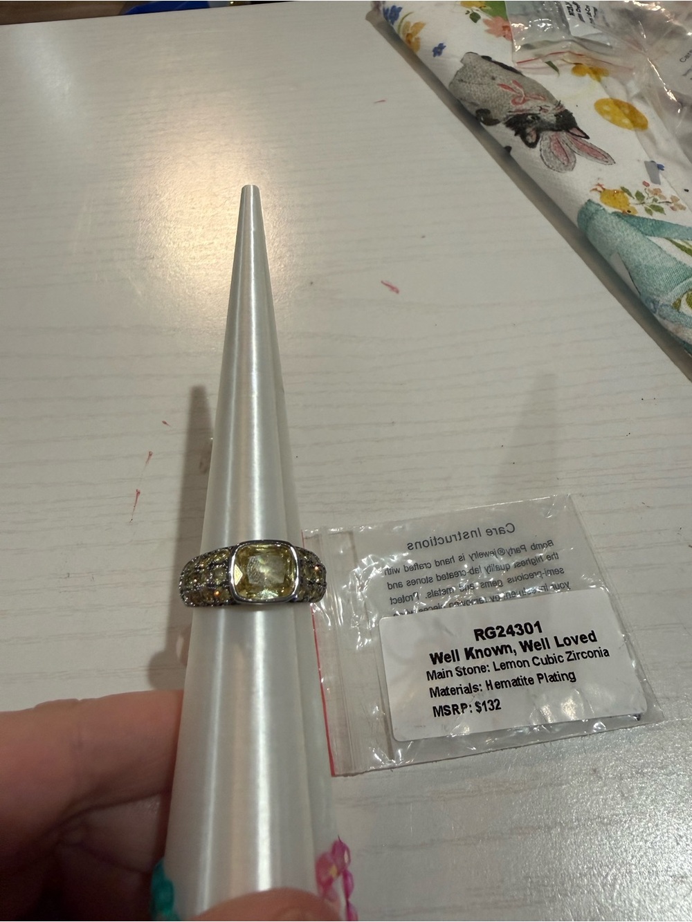 bomb party OG ring “well known well loved” size 8